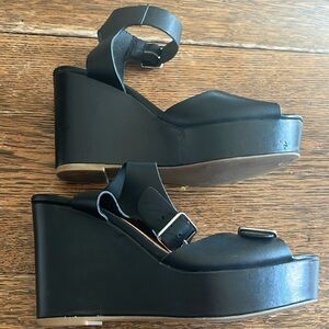 Gap Leather Buckle Wedge Black size 8.5